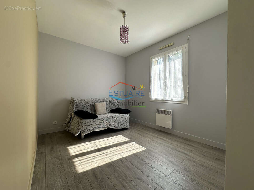 Maison 91 m² à Le Gavre  - photo 5