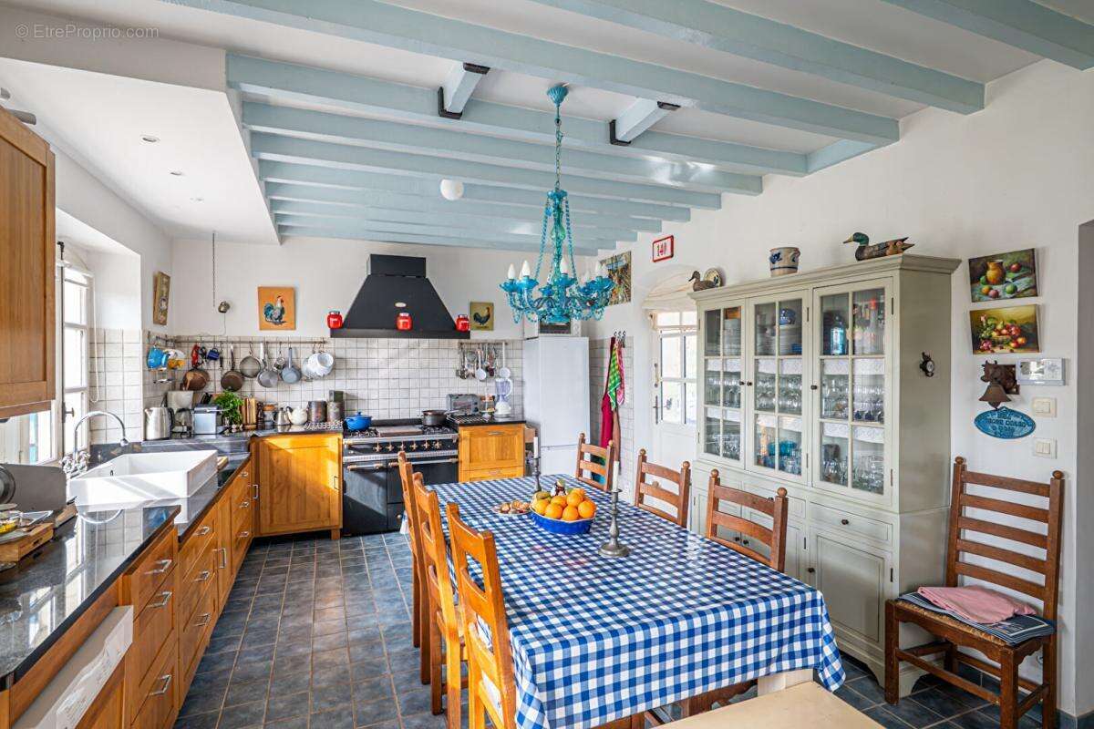 Maison à CHATEAU-DU-LOIR