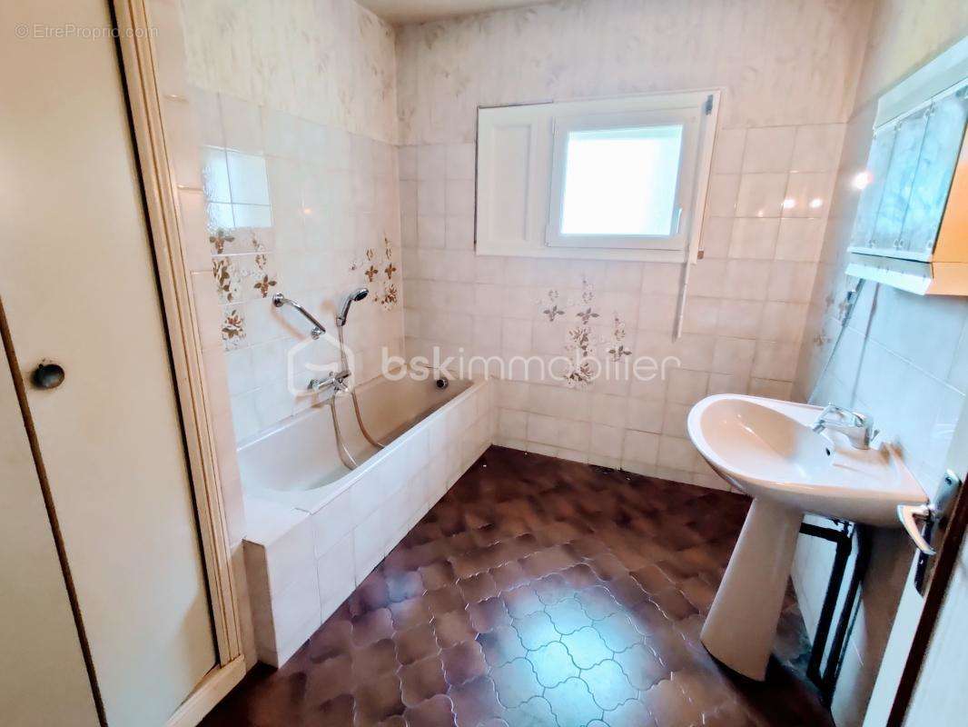 Maison à VOUNEUIL-SOUS-BIARD