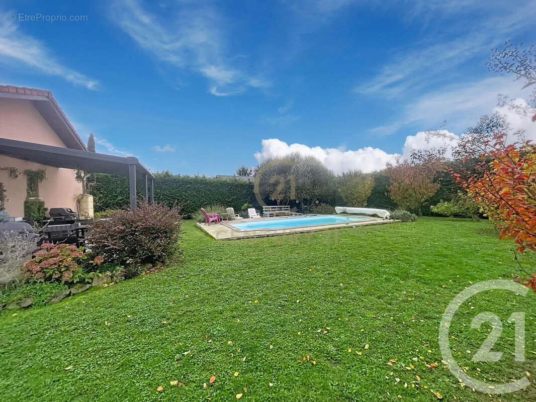 Maison à MOIDIEU-DETOURBE