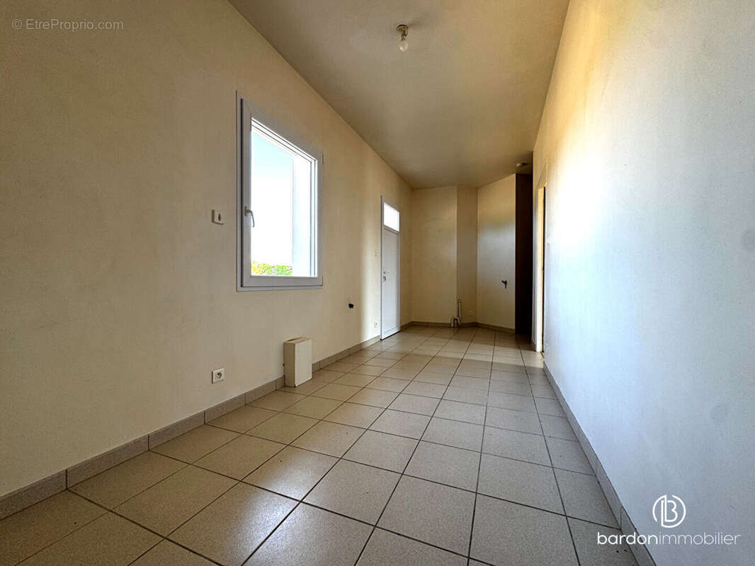 Maison 7 pièces -146m² - Quartier agréable de Sallertaine - photo 11