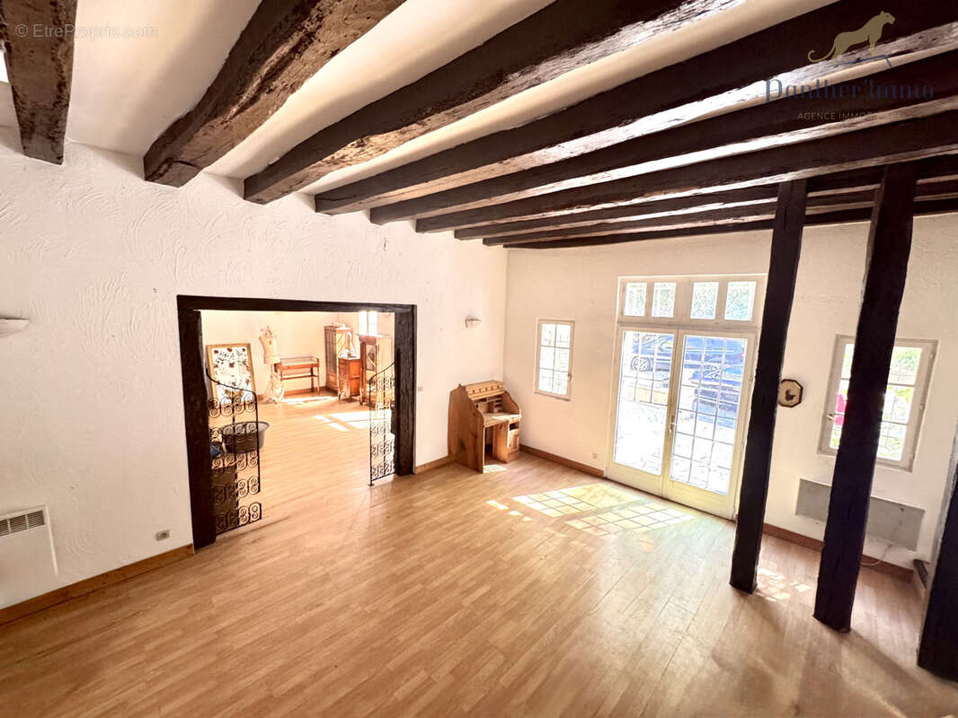 Local 550m2 LARCAY - photo 12