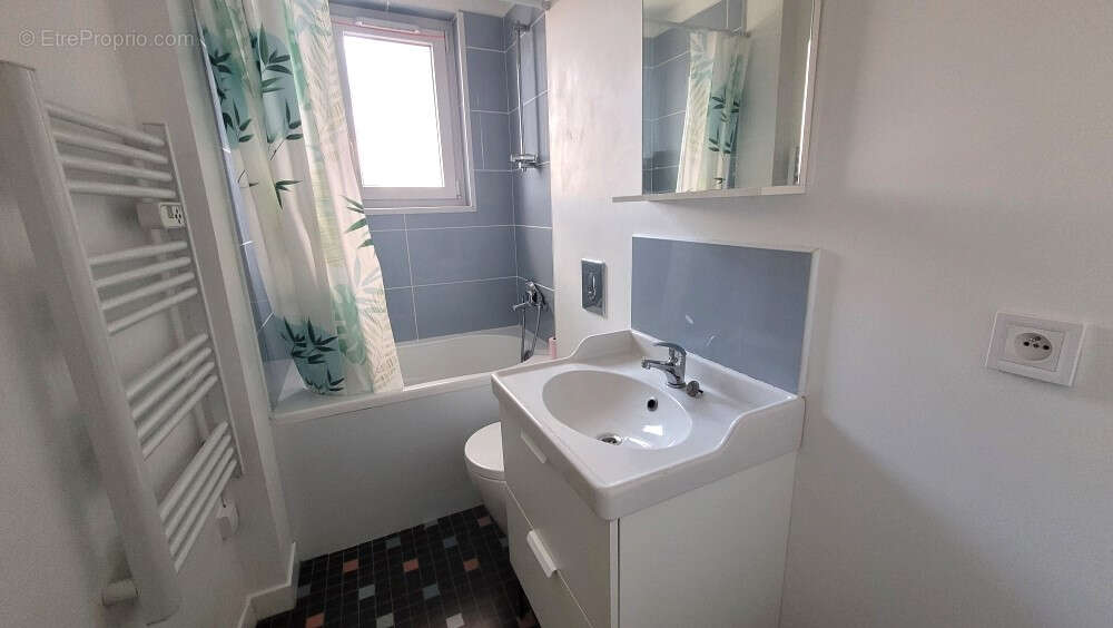 Appartement à MONDEVILLE