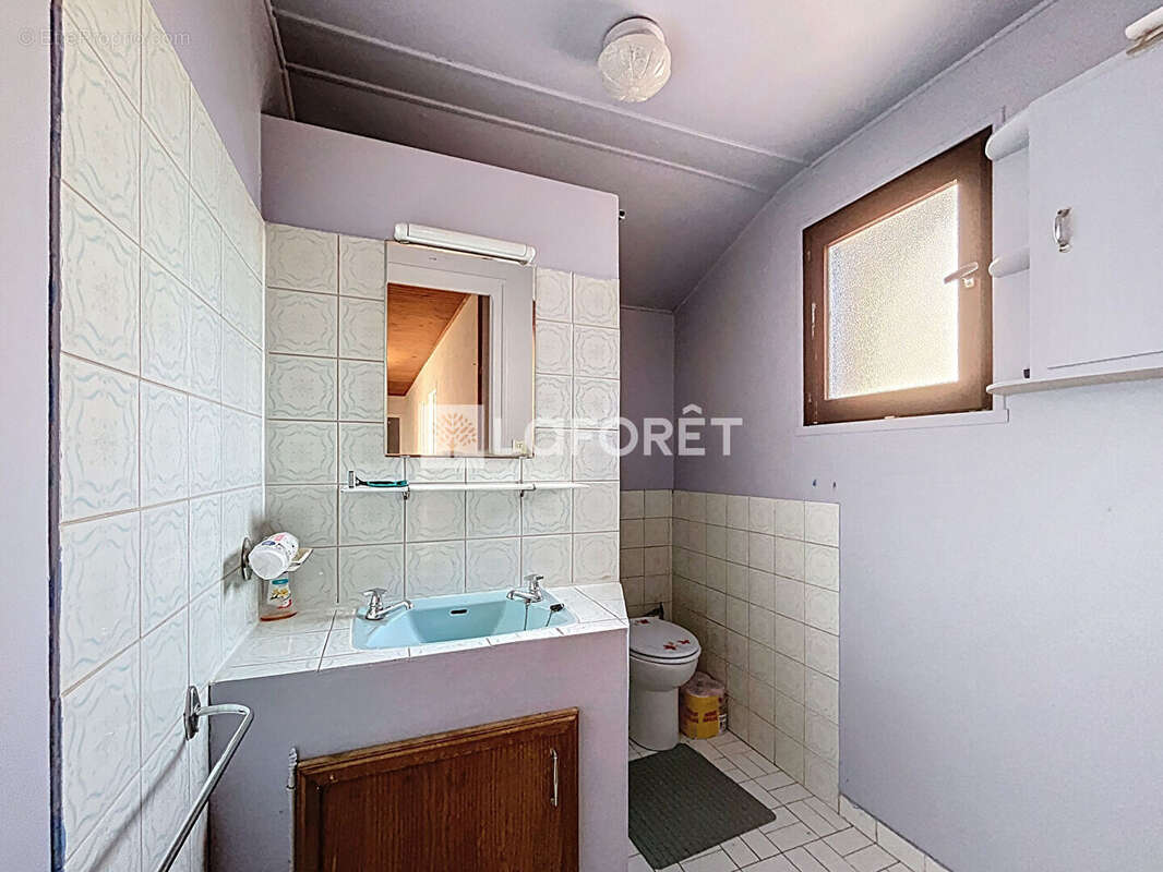 Maison à NEUFCHATEAU