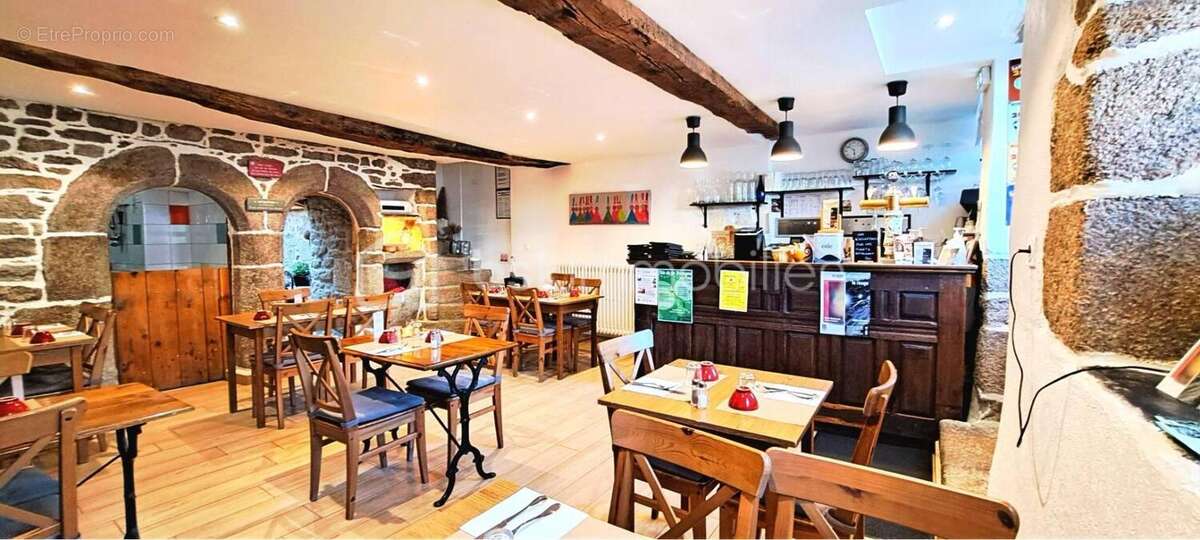 Commerce à HUELGOAT