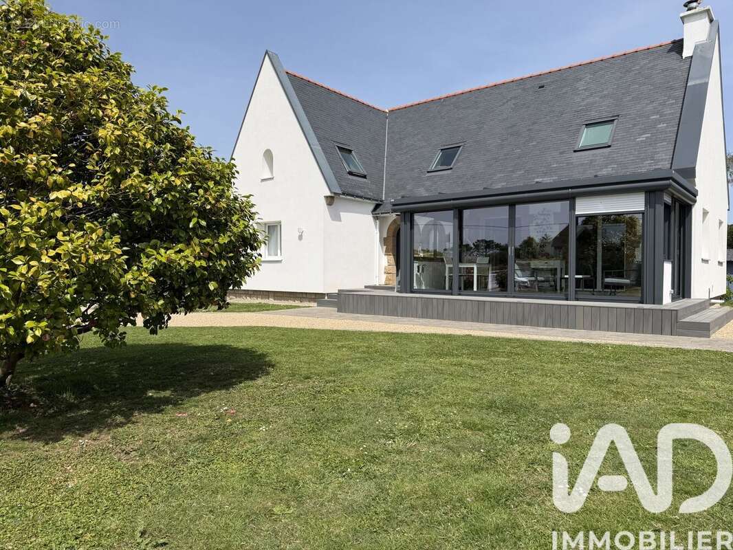 Maison 141 m² à Clohars-Carnoet  - photo 2