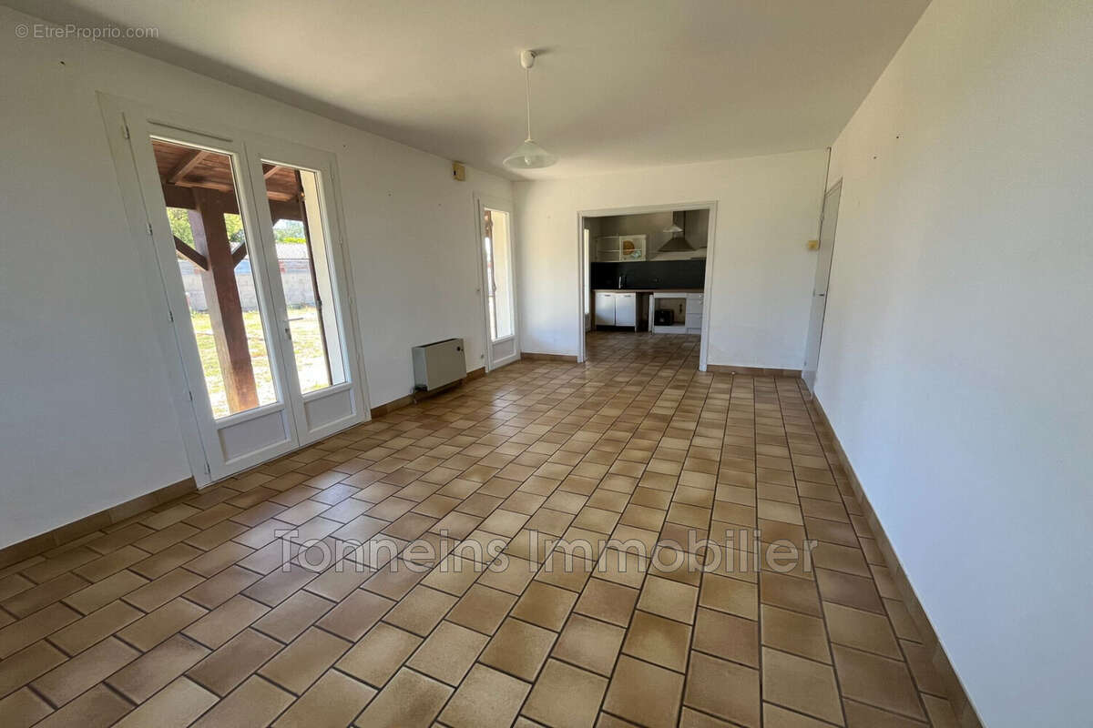 Maison 66 m² à Fauguerolles  - photo 3
