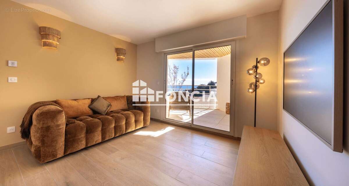 Appartement à SAINT-RAPHAEL