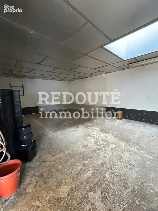 Local de stockage A Vendre env 150m2 REIMS - photo 8