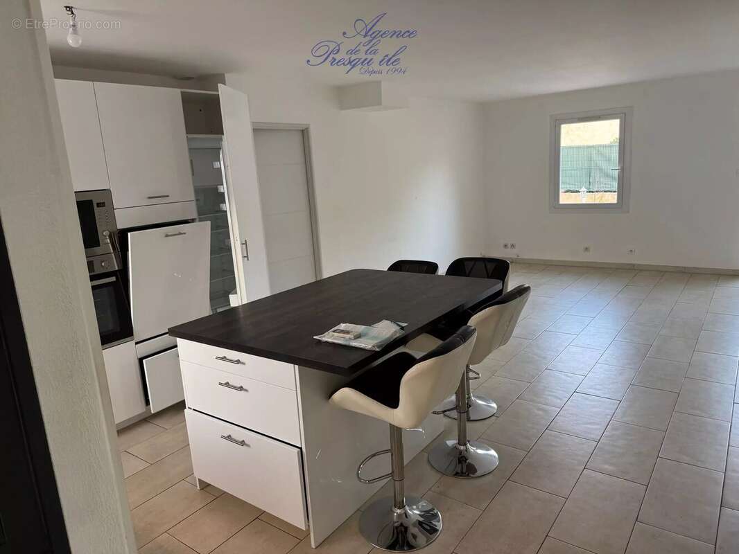 Appartement à HYERES