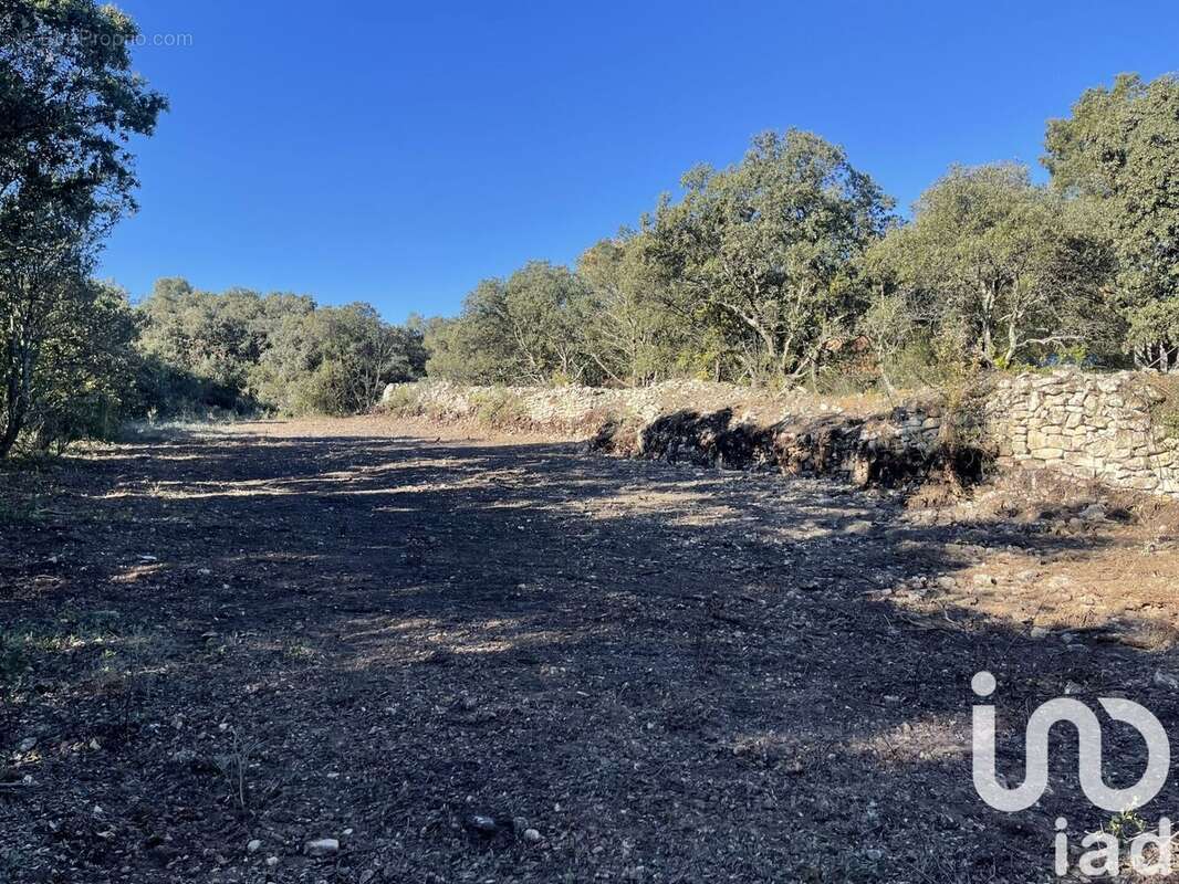 Photo 3 - Terrain à SAINT-RESTITUT