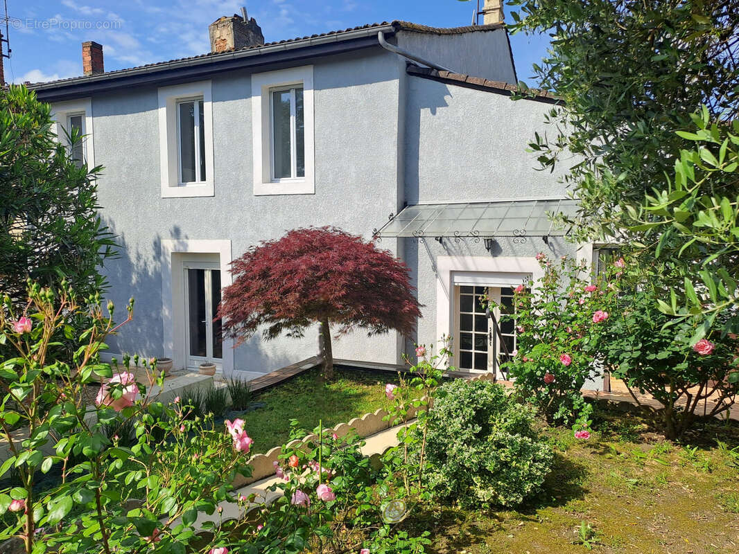 Maison à DAMAZAN