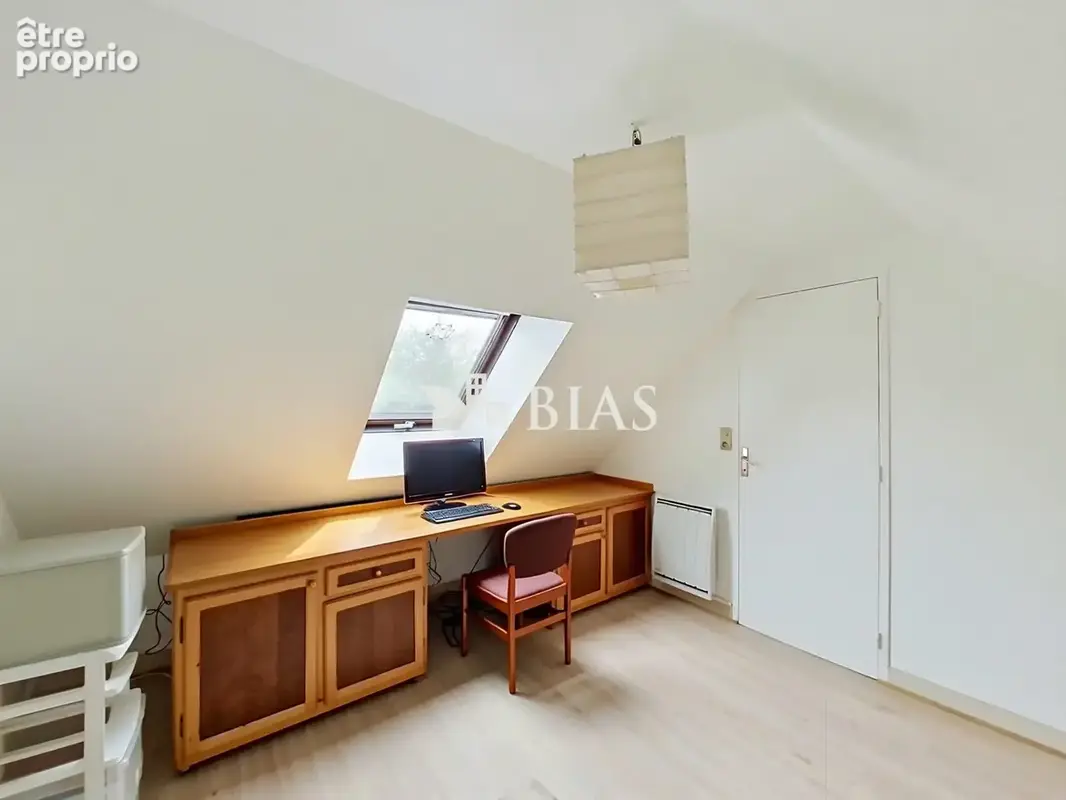 Maison 6 pièces 110 m² à vendre à Pinterville (27400) - photo 6
