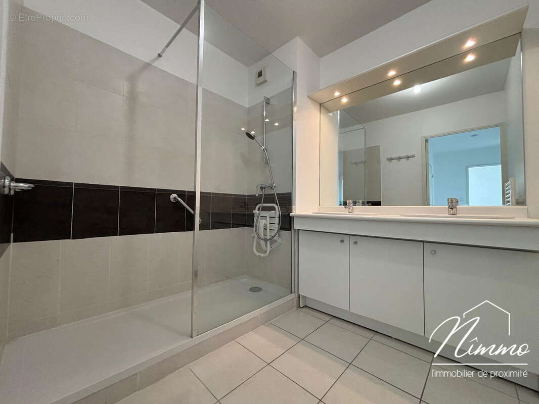 Exclusivite nimes franciscaine appartement t3 dernier etage garage terrasse climatisation ascenseur - photo 12