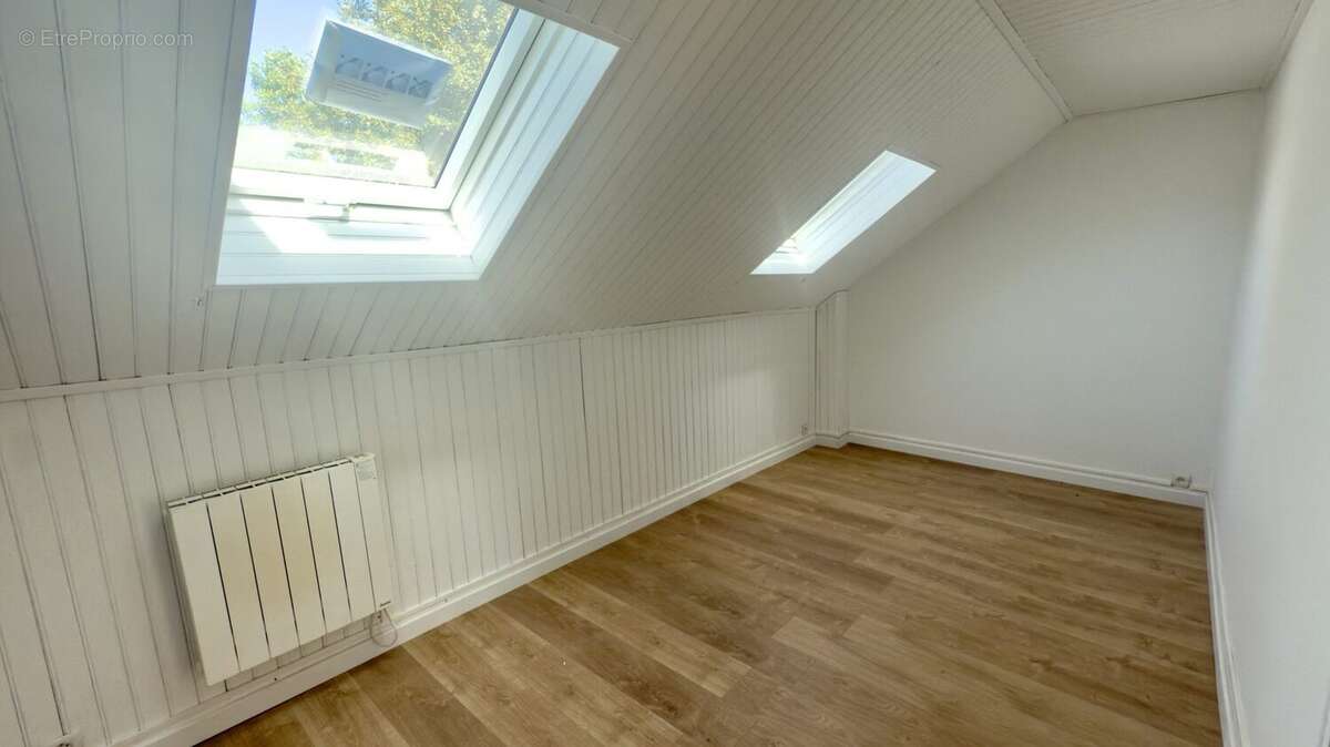 Maison à LES MUREAUX