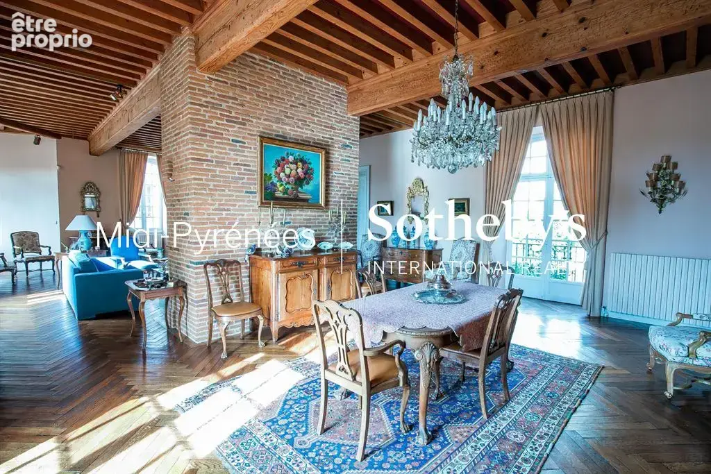 Maison d'exception Centre Historique Muret -5 chambres - photo 4