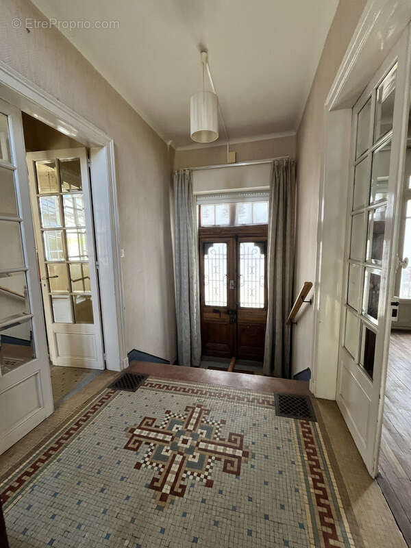 Grande maison en pierre - photo 2