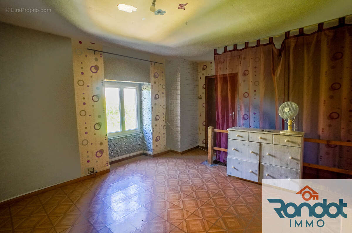 Maison à MARCILLY-SUR-TILLE