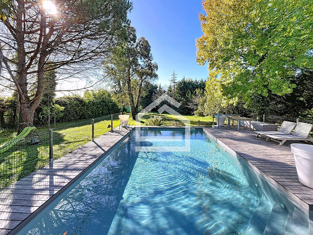 Maison à LE TAILLAN-MEDOC