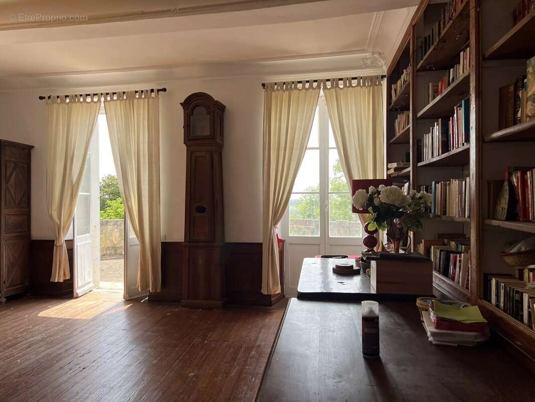 Maison à SAINT-CLAR