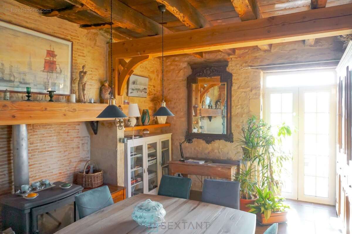 Superbe ensemble immobilier du XIXe siècle situé au coeur de la nature préservée du Périgord vert. - photo 13