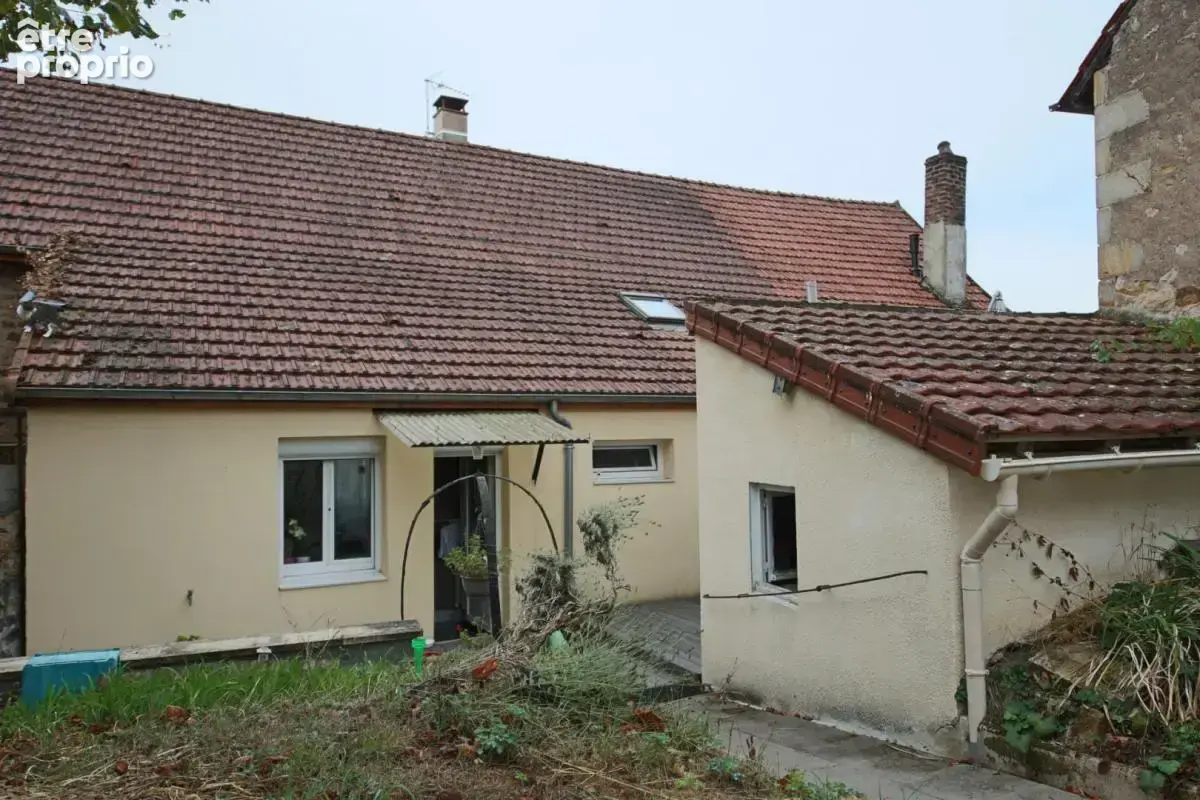 Maison mitoyenne entièrement rénovée ouvrant sur terrain de plain-pied - photo 2