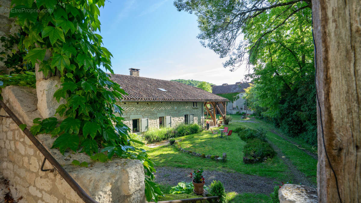 Maison à BAGAT-EN-QUERCY