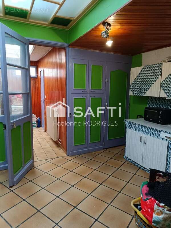 Photo 5