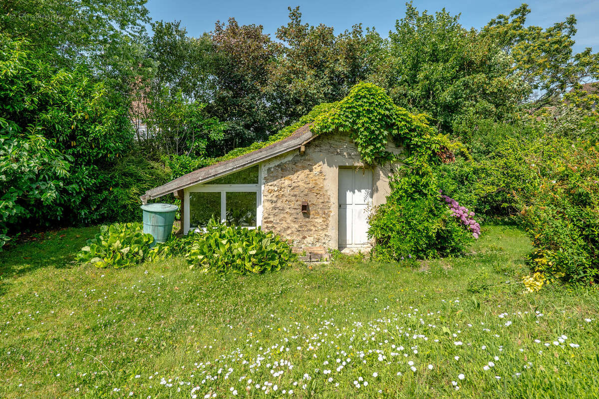 Maison d'architecte lumineuse avec dépendance - photo 33