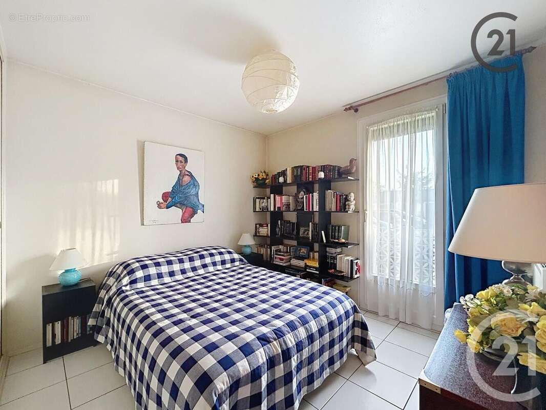 Maison à LA CHAPELLE-SAINT-LUC