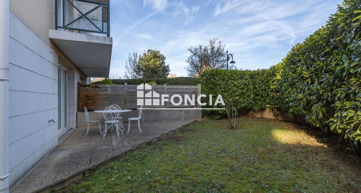 Appartement à MORANGIS