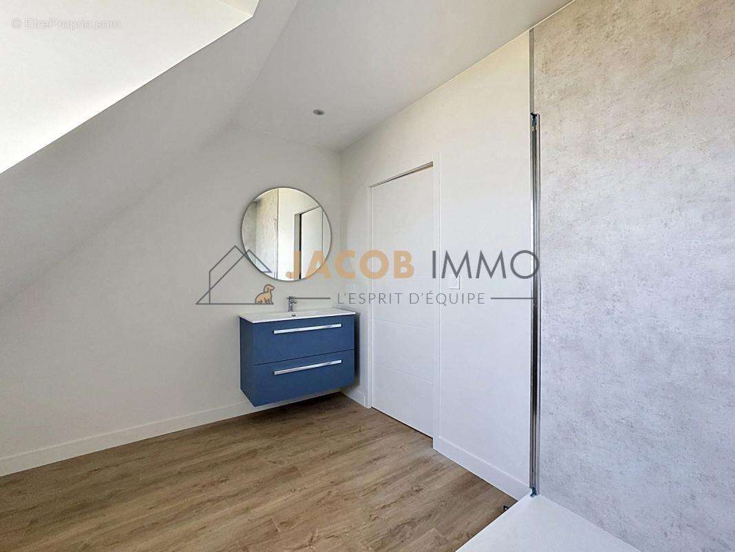Appartement à GUIPRONVEL