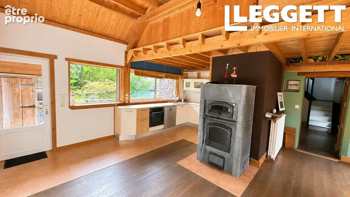 Maison en pierre rénovée de 150m2 avec jardin arboré- Proche de Granville et 10 min des plages. St Planchers - photo 9