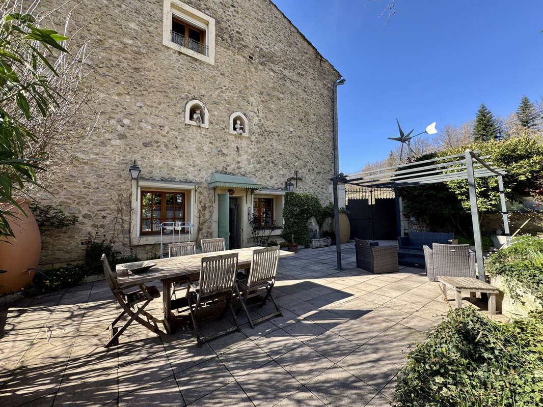 Maison à SAINT-MARTIN-DE-CASTILLON