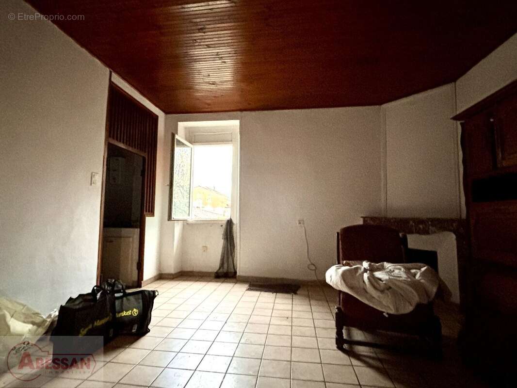 Maison 160 m² à La Grand-Combe  - photo 3