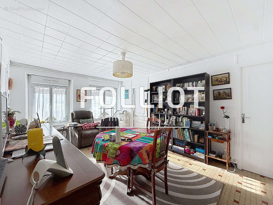 Appartement à SAINT-PAIR-SUR-MER