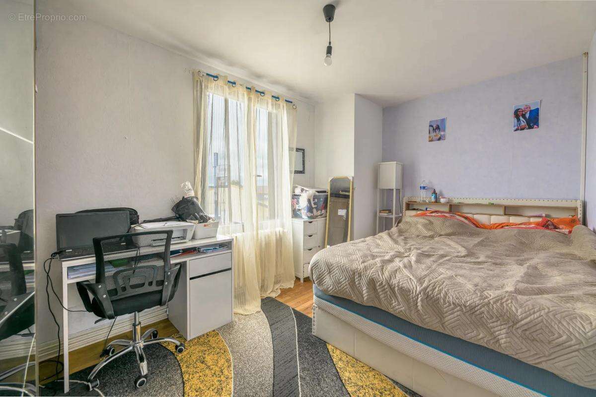 Appartement à DESCARTES