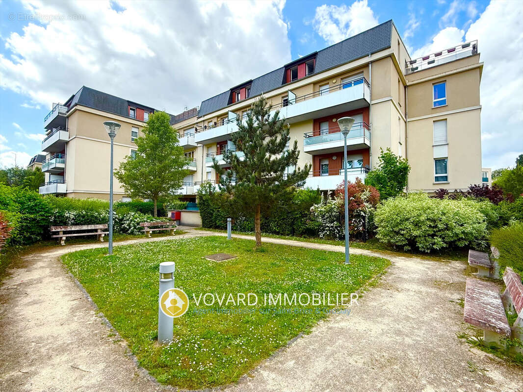 Appartement à SAINT-BRICE-SOUS-FORET