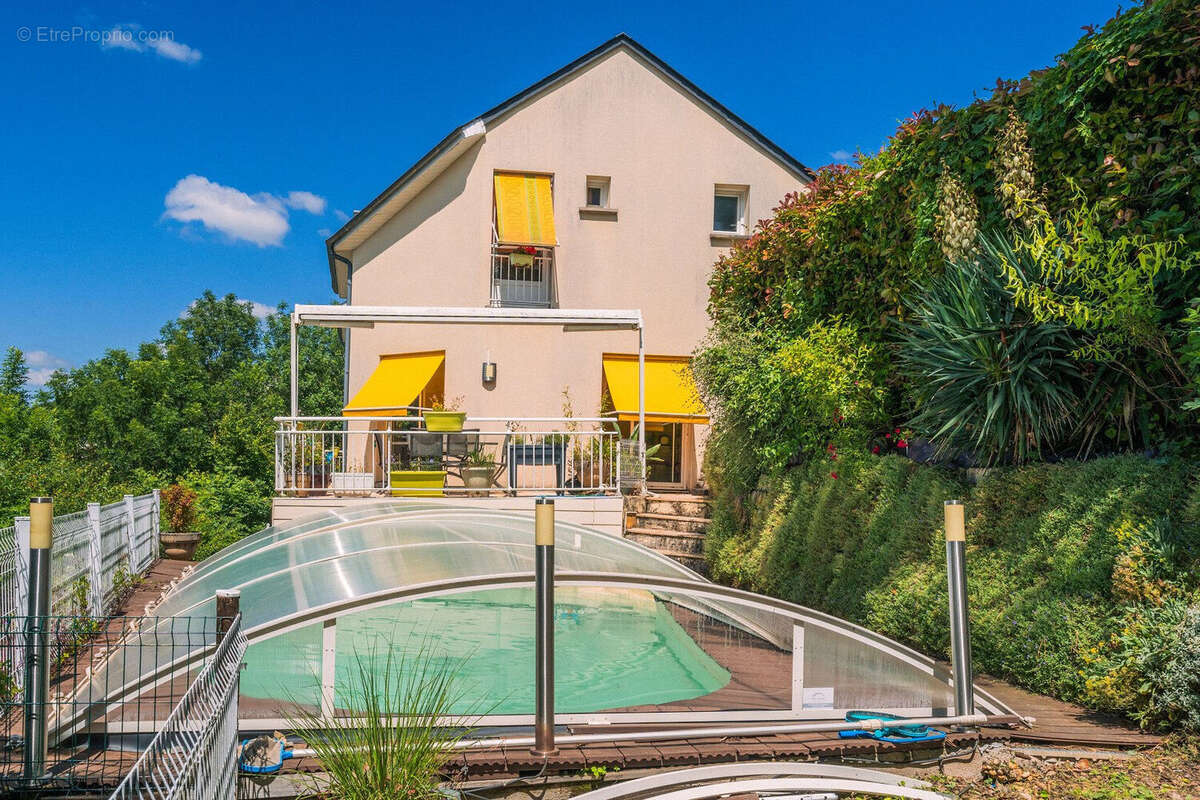 Belle maison de 134m2 avec magnifique vue panoramique. - photo 4