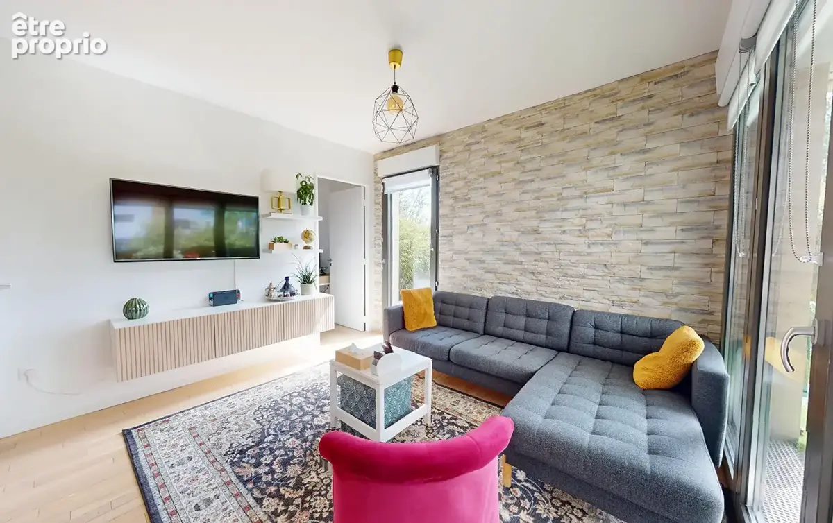 Appartement à SAINT-CYR-L'ECOLE