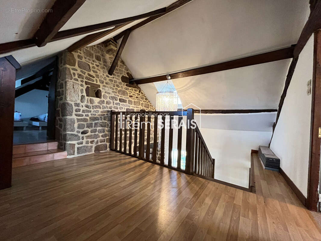 Maison à CEAUCE