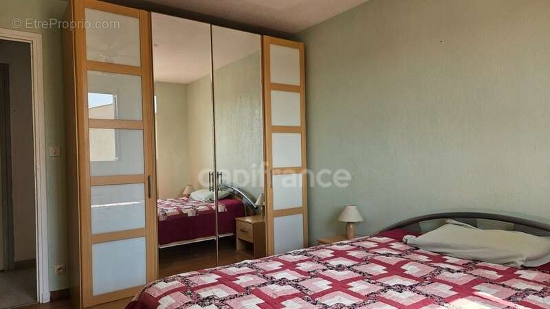 Appartement à LA LONDE-LES-MAURES