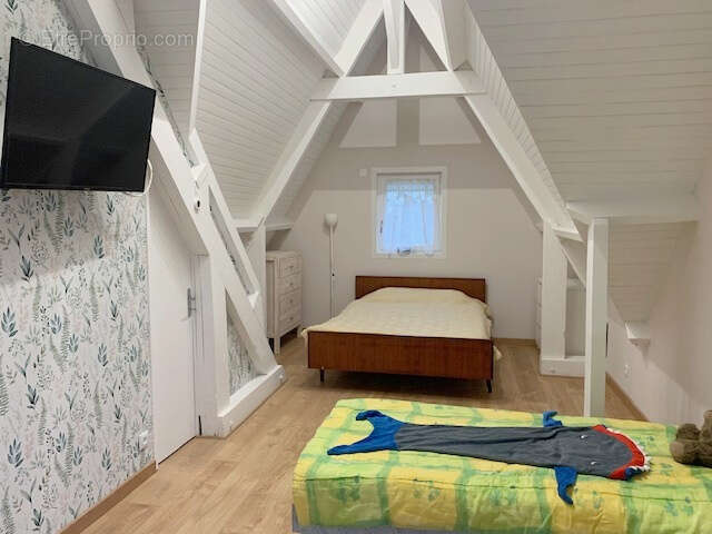 Maison à REGUINY