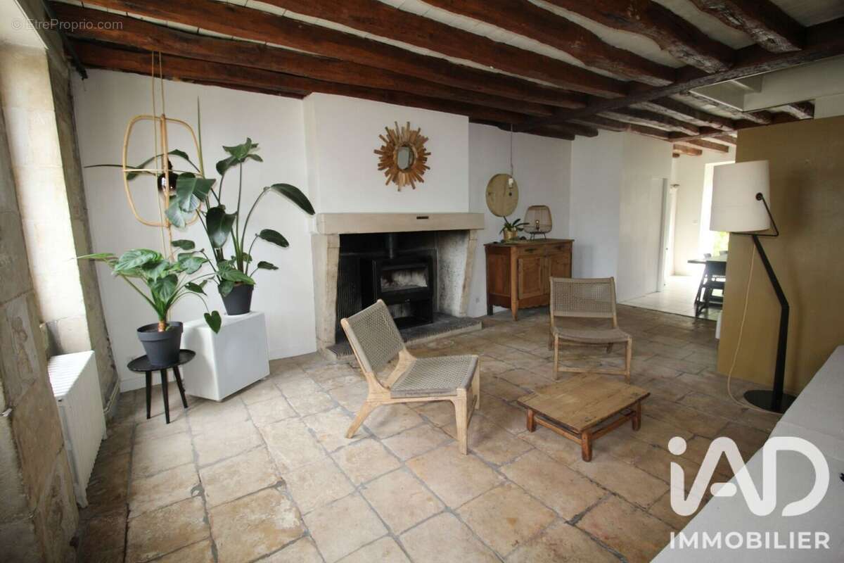 Photo 6 - Maison à VARENNES-VAUZELLES