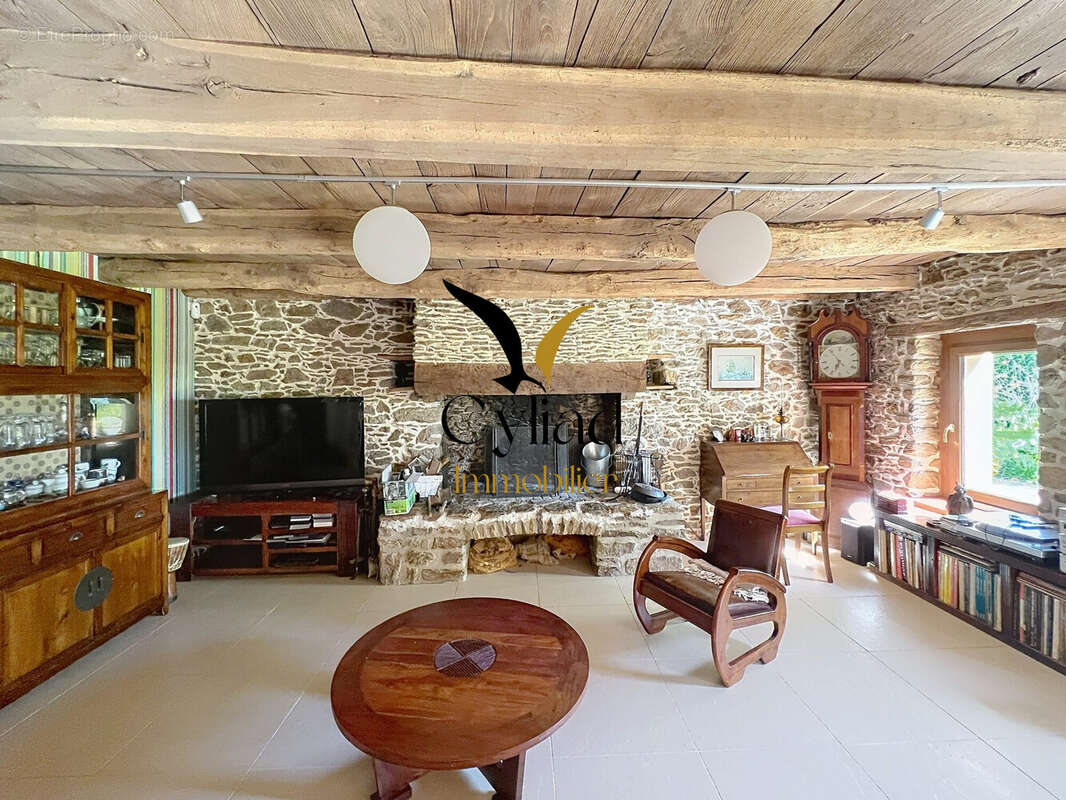 Maison à SAINT-MELOIR-DES-ONDES