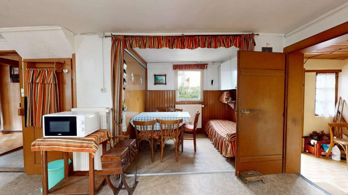 Maison à BREUSCHWICKERSHEIM