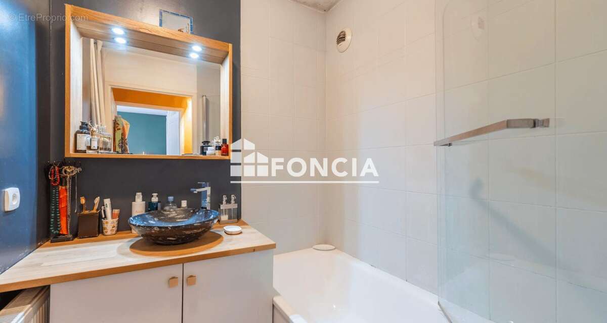 Appartement à GENNEVILLIERS