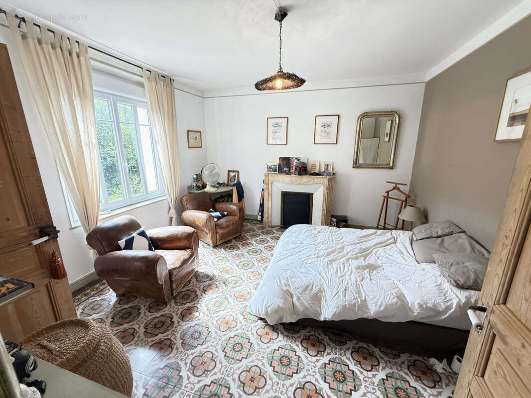 Maison à VILLENEUVE-LES-CORBIERES