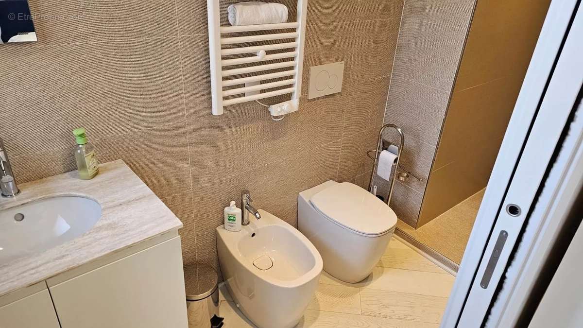 Appartement à MENTON