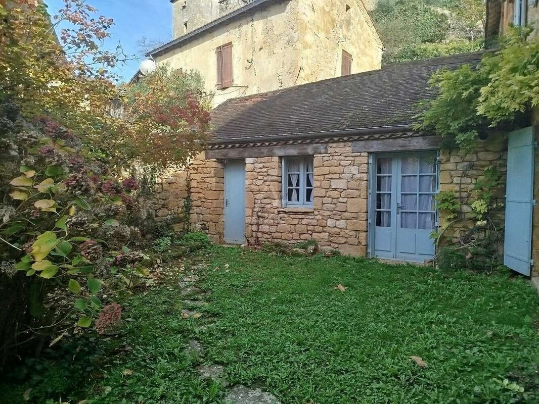 Maison à COUX-ET-BIGAROQUE